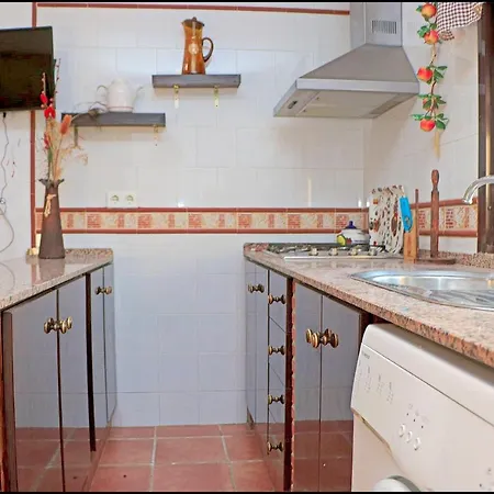 Acogedor Con Piscina Alpesi faház *