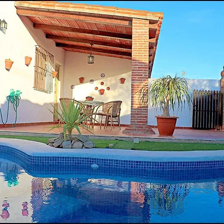 Acogedor Con Piscina Кониль-де-ла-Фронтера